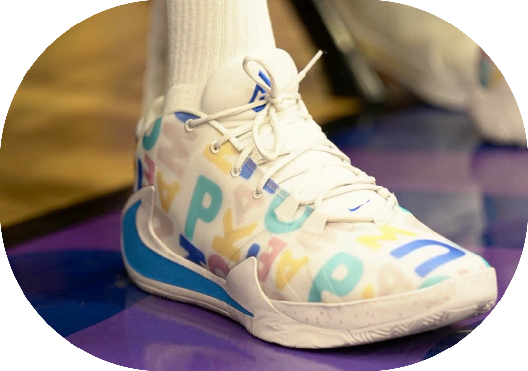 字母哥的第一款签名鞋 Nike Zoom Freak 1“MVP”PE插图4